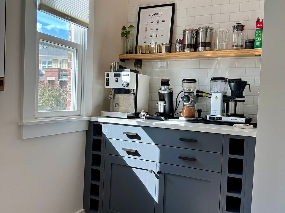 Coffee bar