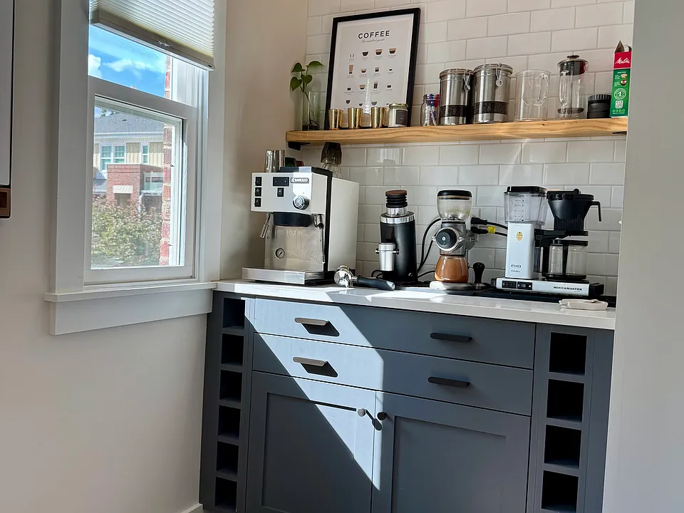 Coffee bar
