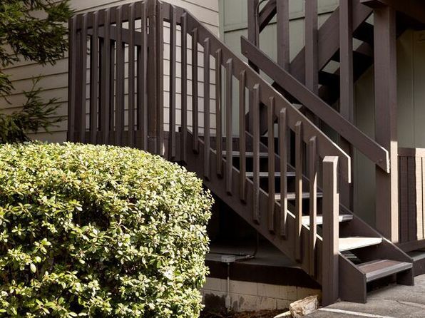 2000 Crystal Springs Rd APT 1221