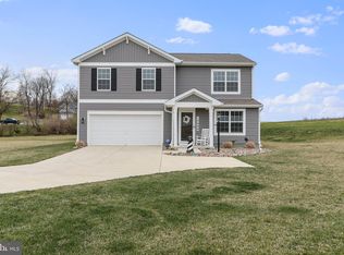 10899 Ridge Crest Dr, Waynesboro, PA 17268