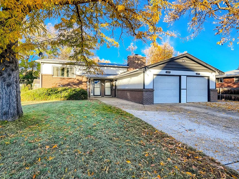 Welcome home! 3235 is the right side unit and you get the right side garage.
