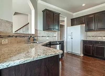 5th image of 3530 Kissell Dr