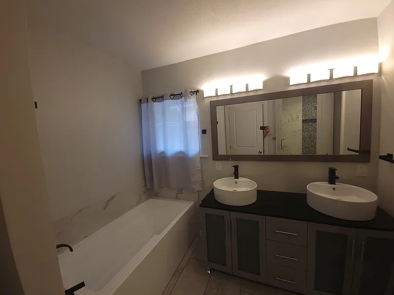 3625 Janlyn Ln — Photo 8