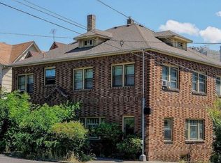 2442 SW 5th Ave, Portland, OR 97201