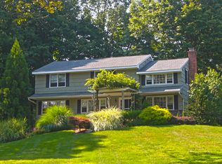157 Peaceable St, Ridgefield, CT 06877