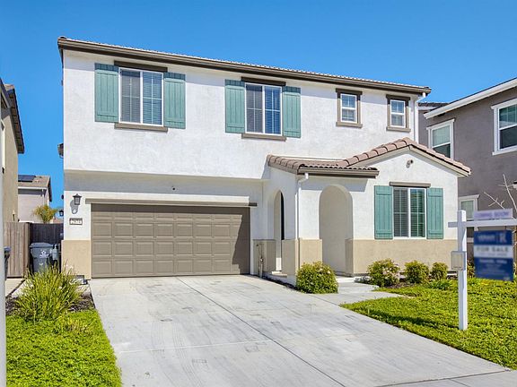 3rd image of 2874 Shaver Street