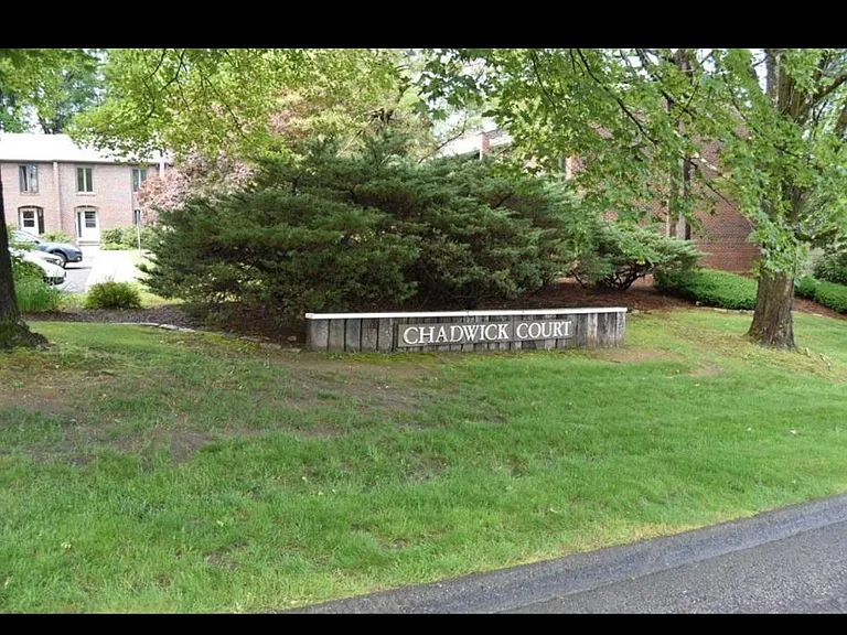 9 Chadwick Ct #9 — Photo 38