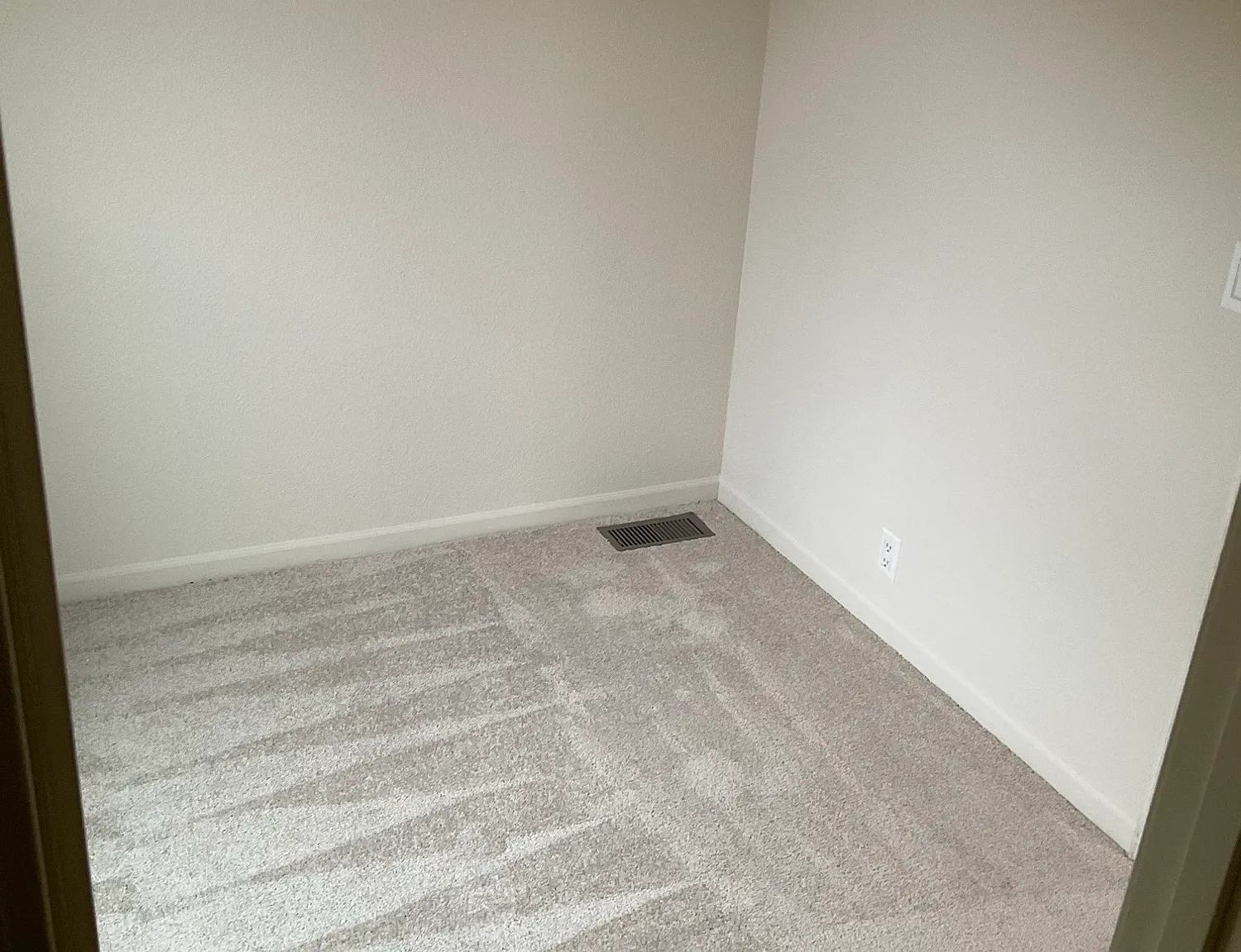 2 bed, 700 sqft, $2,395 — Photo 4
