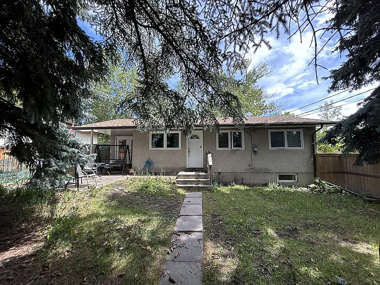 4319 Charleswood Dr NW — Photo 25