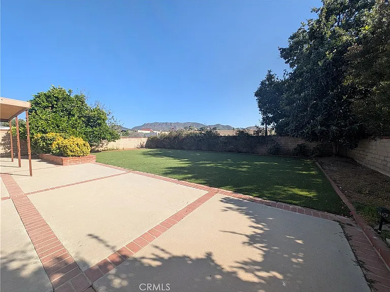 30516 Sandtrap Dr — Photo 25