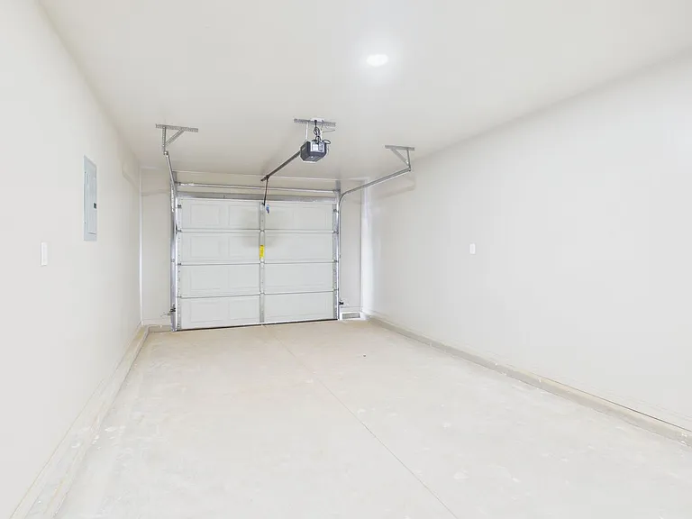 1125 Caprock St — Photo 21