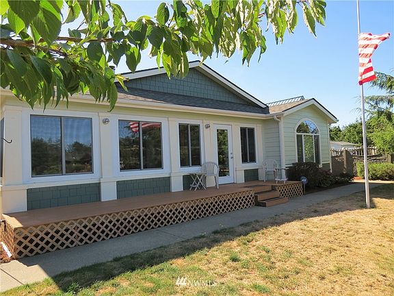 2nd image of 566 Pt Brown Avenue SE
