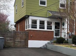 6954 Westhampton Dr, Alexandria, VA 22307
