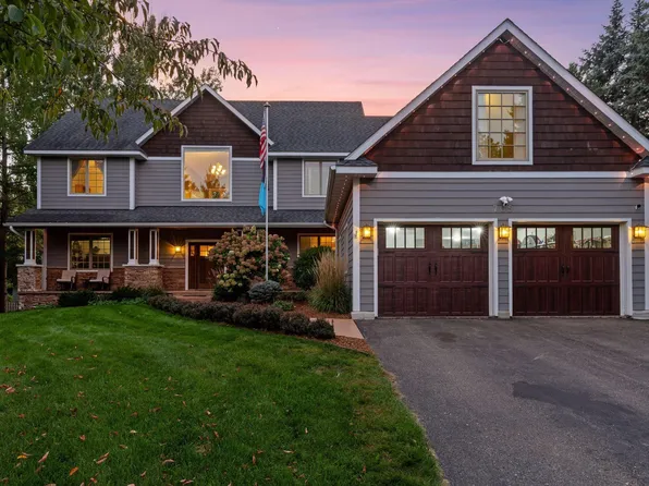 705 Queensland Ln N, Plymouth, MN 55447