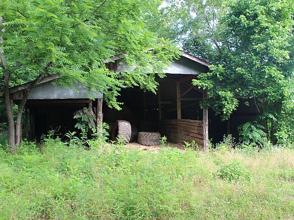 4th image of 11517 Mount Carmel Rd