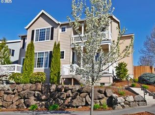 219 SW Valeria View Dr, Portland, OR 97225