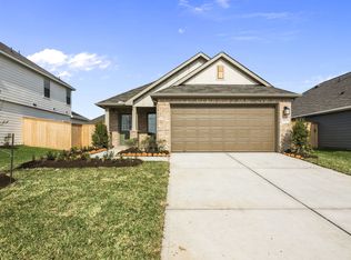 26425 Seraphim Rd, La Marque, TX 77568