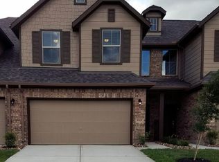 8315 Hawthorn Valley Ln, Houston, TX 77095