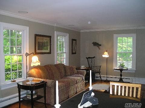 4th image of 5 Surrey Ln