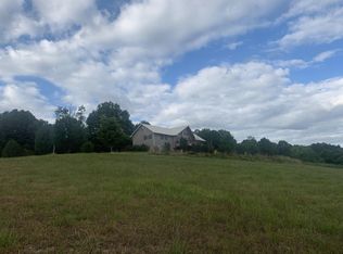 186 Flat Rock Ln, Yellville, AR 72687