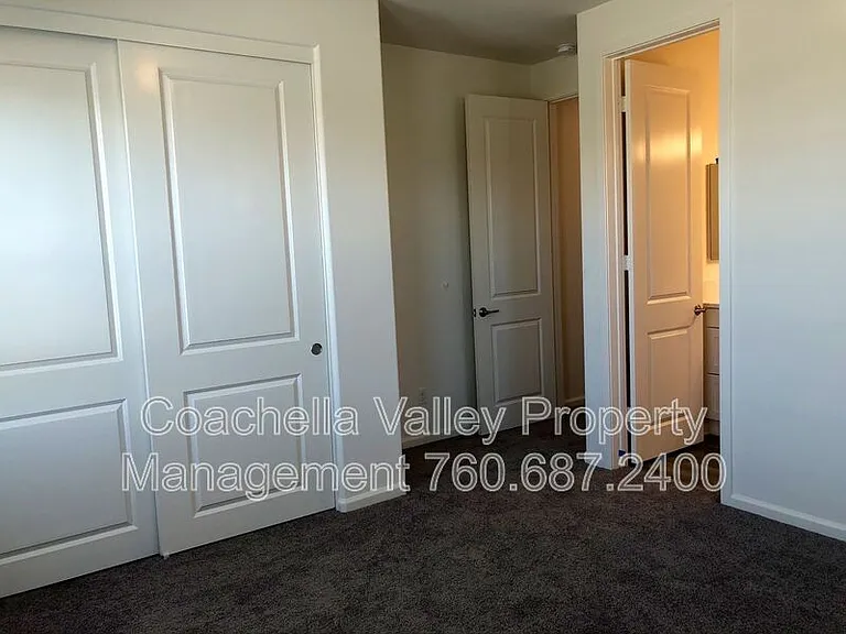 84401 Passagio Lago Way — Photo 29