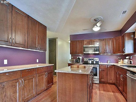 4th image of 8218 NE 25th Ave