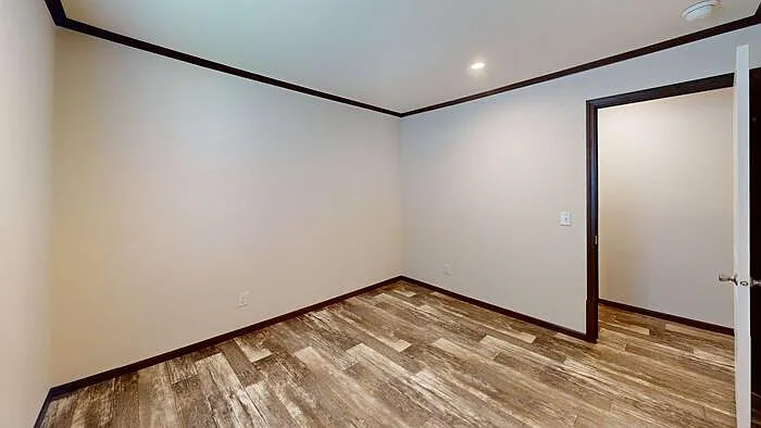 130 Northwest Dr — Photo 11