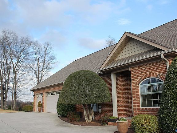 4th image of 20203 Capitol Hill Dr