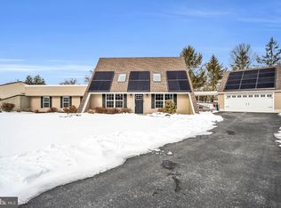 532 W Siddonsburg Rd, Dillsburg, PA 17019