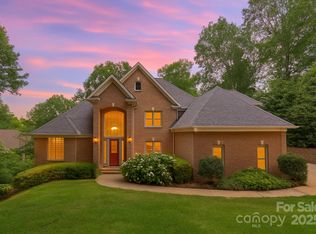 166 Pinnacle Shores Dr, Mooresville, NC 28117