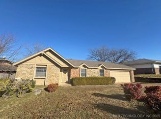 8023 E 58th Pl, Tulsa, OK 74145