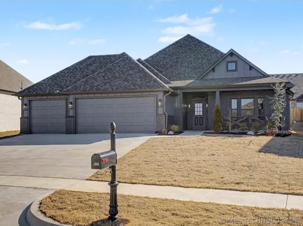 1505 N 71st St, Broken Arrow, OK 74014