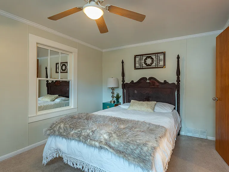 35 Wolfe Park Cir — Photo 16