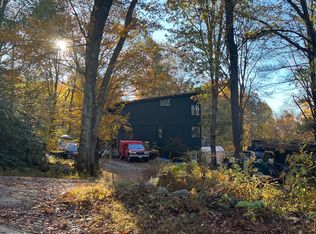 398 Foster Hill Rd, Henniker, NH 03242