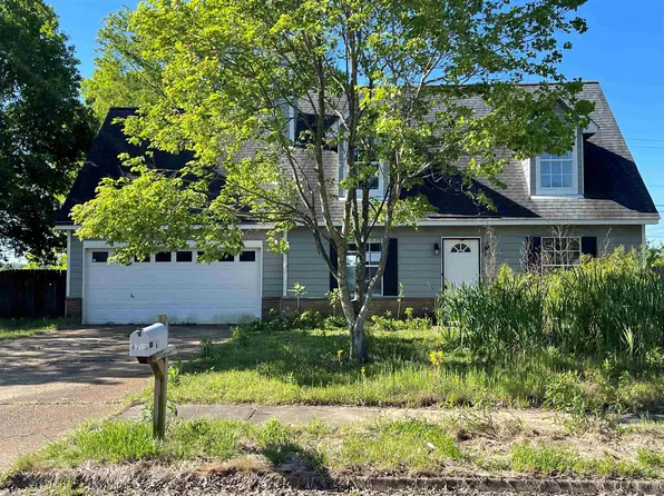 4775 Greenside Rd, Millington, TN 38053