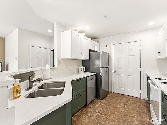 5th image of 23511 54th Avenue S #1-6