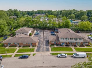 2648 Parklawn Dr, Dayton, OH 45440