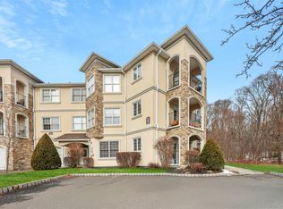 188 Bates Drive, Monsey, NY 10952