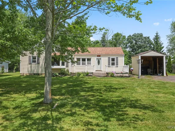 2805 Bedell Rd, Grand Island, NY 14072