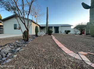 3513 W Raintree Dr, Tucson, AZ 85741