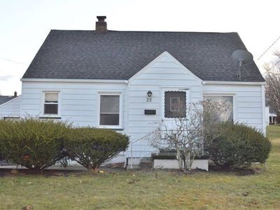 28 Helena Dr, Struthers, OH, 44471