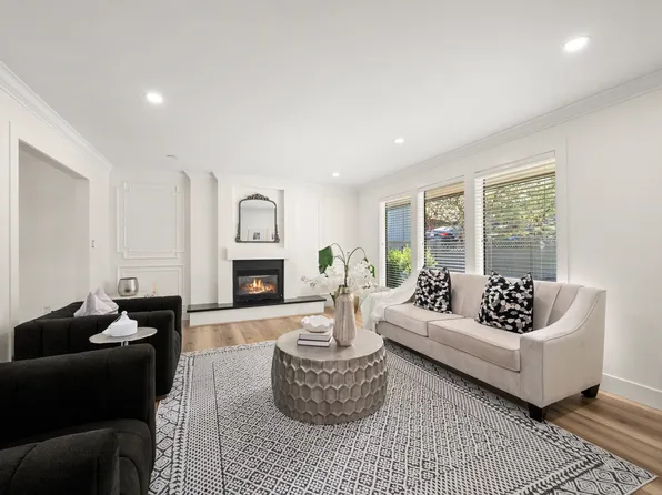 11473 Royal Cres, Surrey, BC V3V 6V5