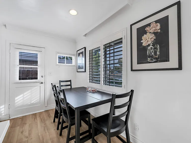 5183 Canoga Ave — Photo 4