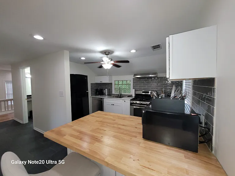 2107 Madison Ave — Photo 19