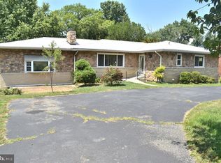 5711 Huntland Rd, Temple Hills, MD 20748