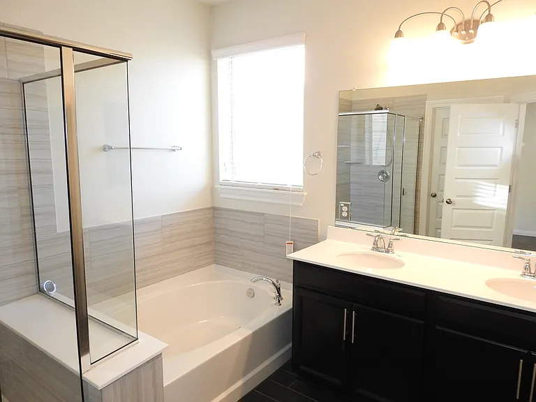 9903 Quercia Dr — Photo 11