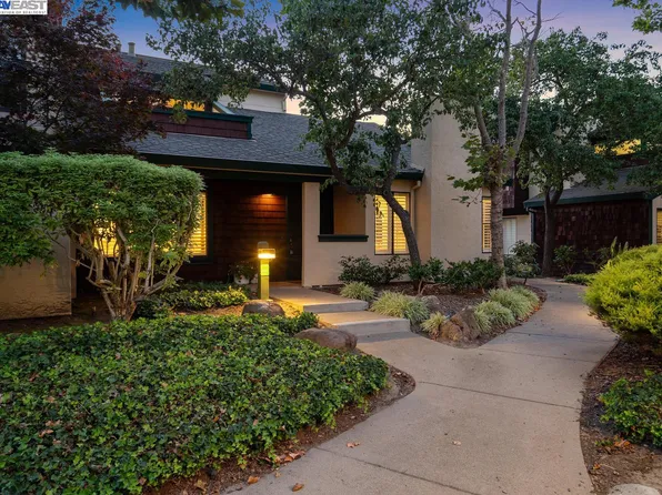 306 Lagunaria Ln, Alameda, CA 94502