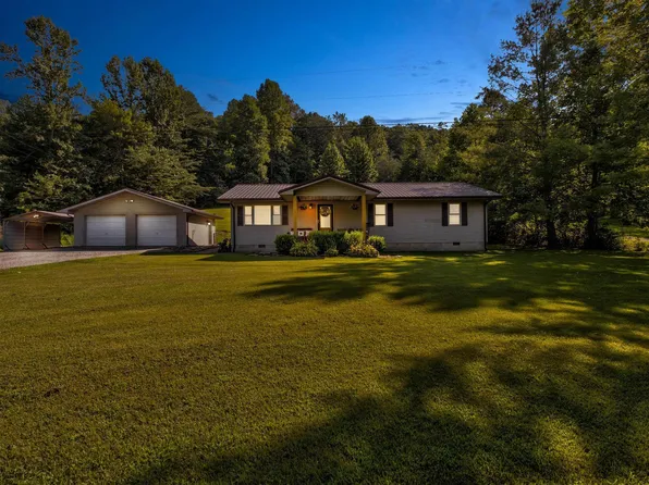 570 Pond Lick Rd, Morehead, KY 40351