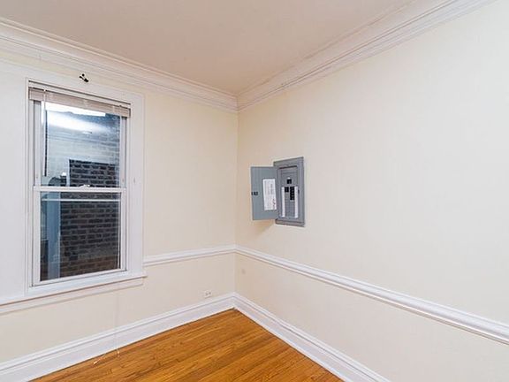 2nd image of 1351 W Garfield Blvd #2nd