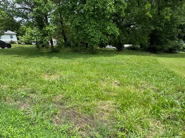 214 Sherman Street, Thayer, MO 65791